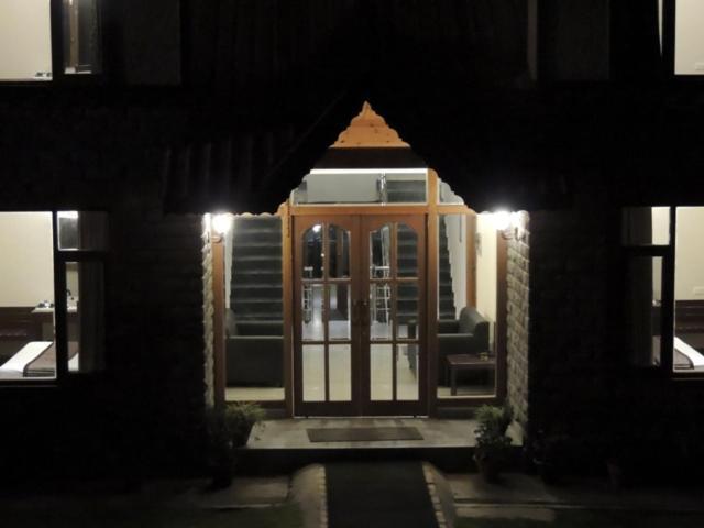 Shingar Regency Hotel Manali  Bagian luar foto