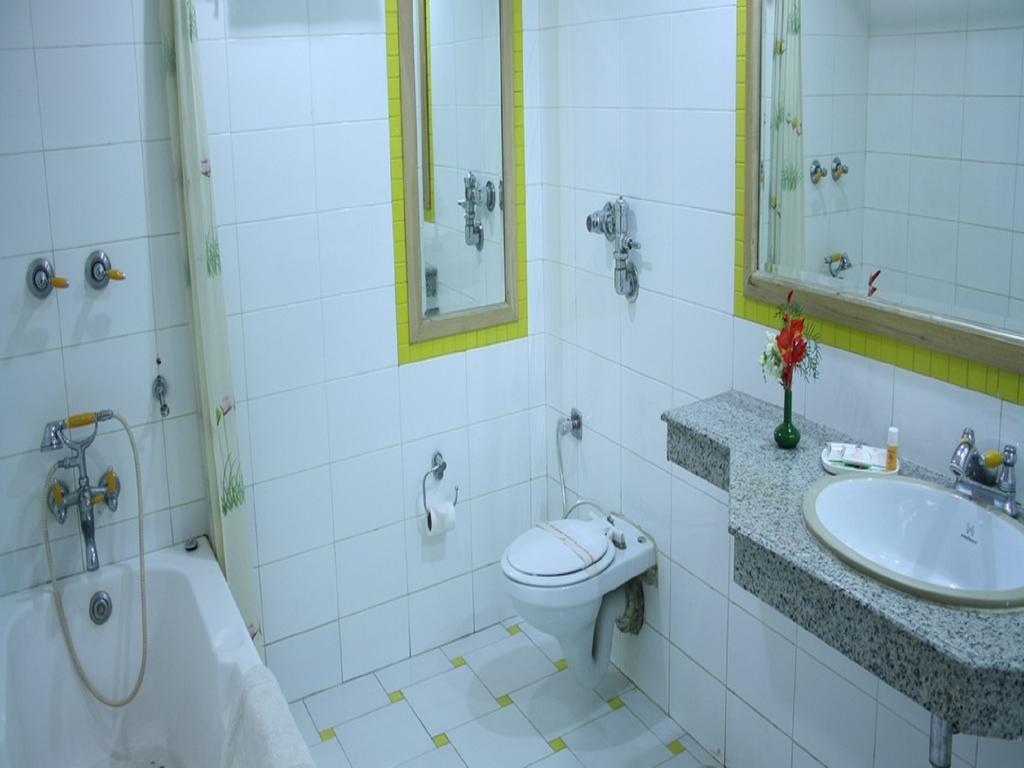 Shingar Regency Hotel Manali  Bagian luar foto
